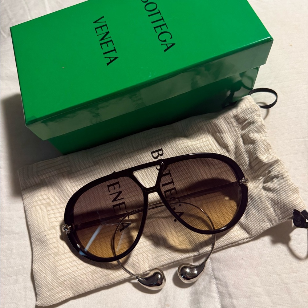Bottega Veneta Black and Brown Aviator Sunglasses